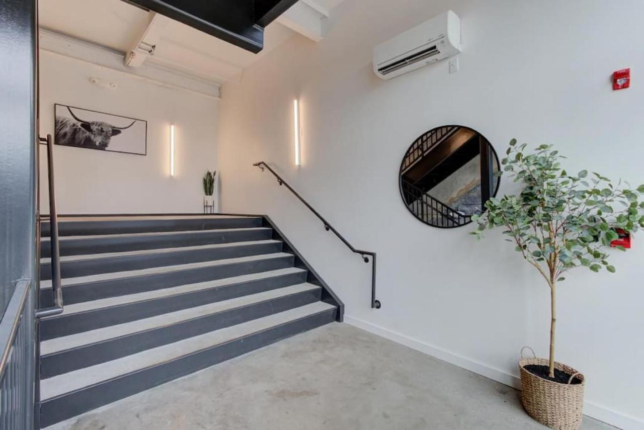 Handsomely Historic Place Apartment