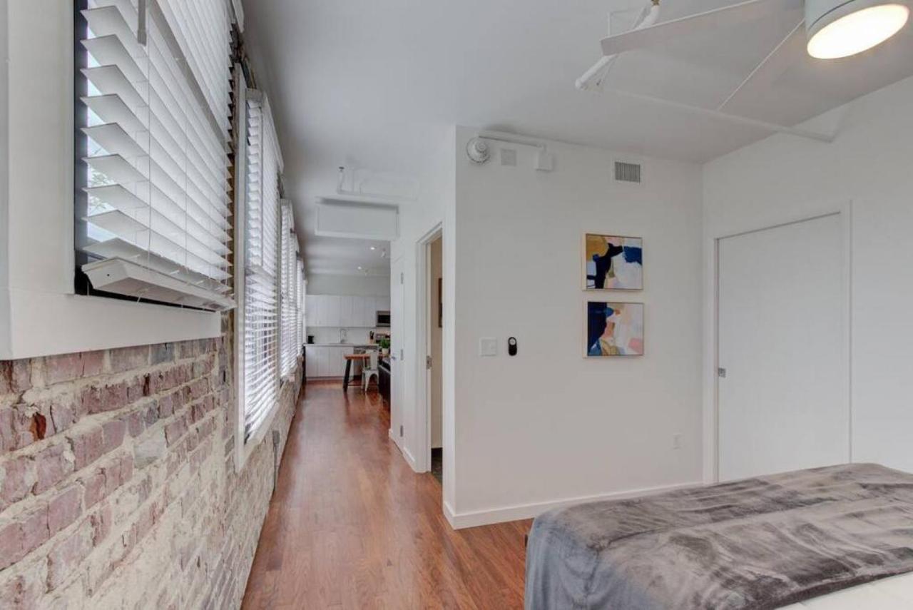 Handsomely Historic Place Apartment *